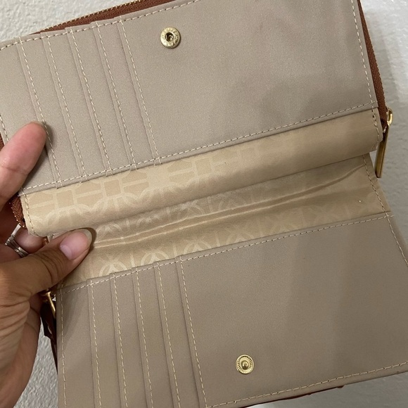 Brown wallet - Picture 5 of 7